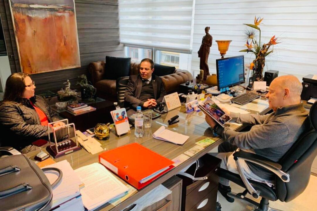 Tarde de visitas à categoria notarial e registral