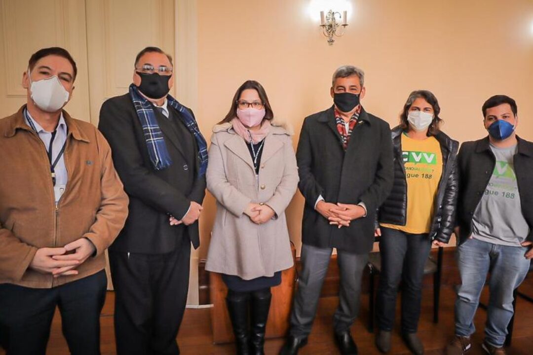 Planejando ações do Setembro Amarelo com o prefeito da cidade