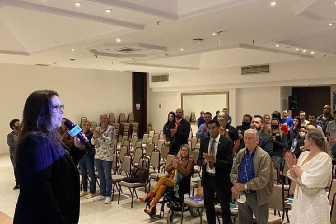 Vereadora Tanise Sabino participa da Masterclass Memória Conservadora