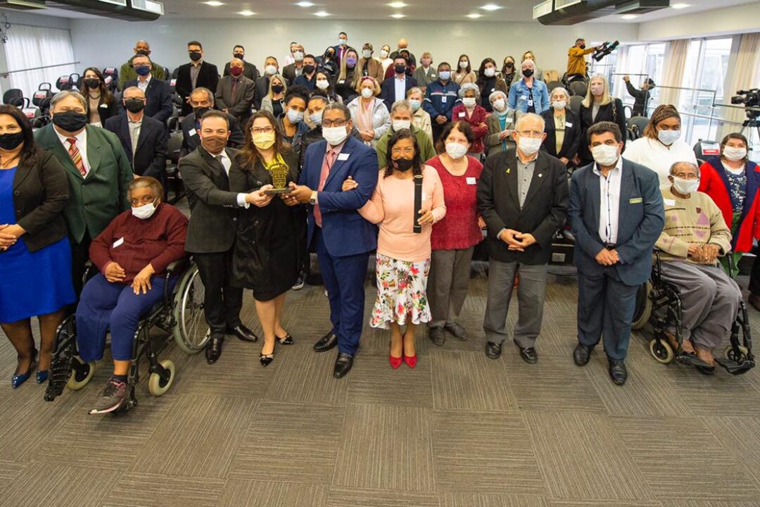Lar Gustavo Nordlund recebe Troféu Câmara de Porto Alegre