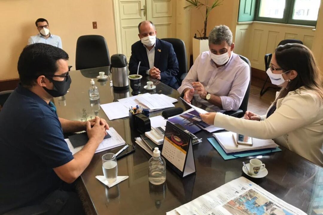 Grande conquista para os transportadores escolares de Porto Alegre