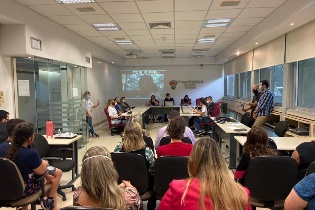 Reunião da Cosman trata sobre o novo Centro de Tratamento e Referência em Autismo de Porto Alegre