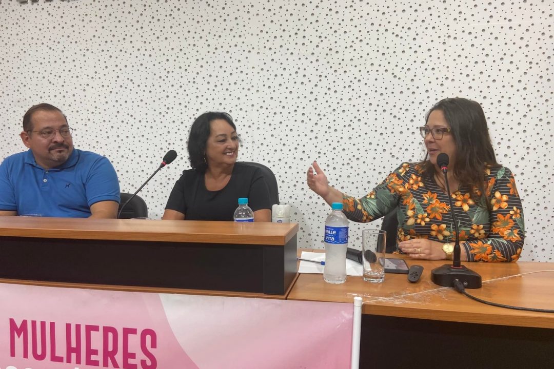 Procuradoria da Mulher de Alvorada convida Tanise Sabine para palestrar em Evento de Mulheres e a Homenageia com Troféu de Distinção