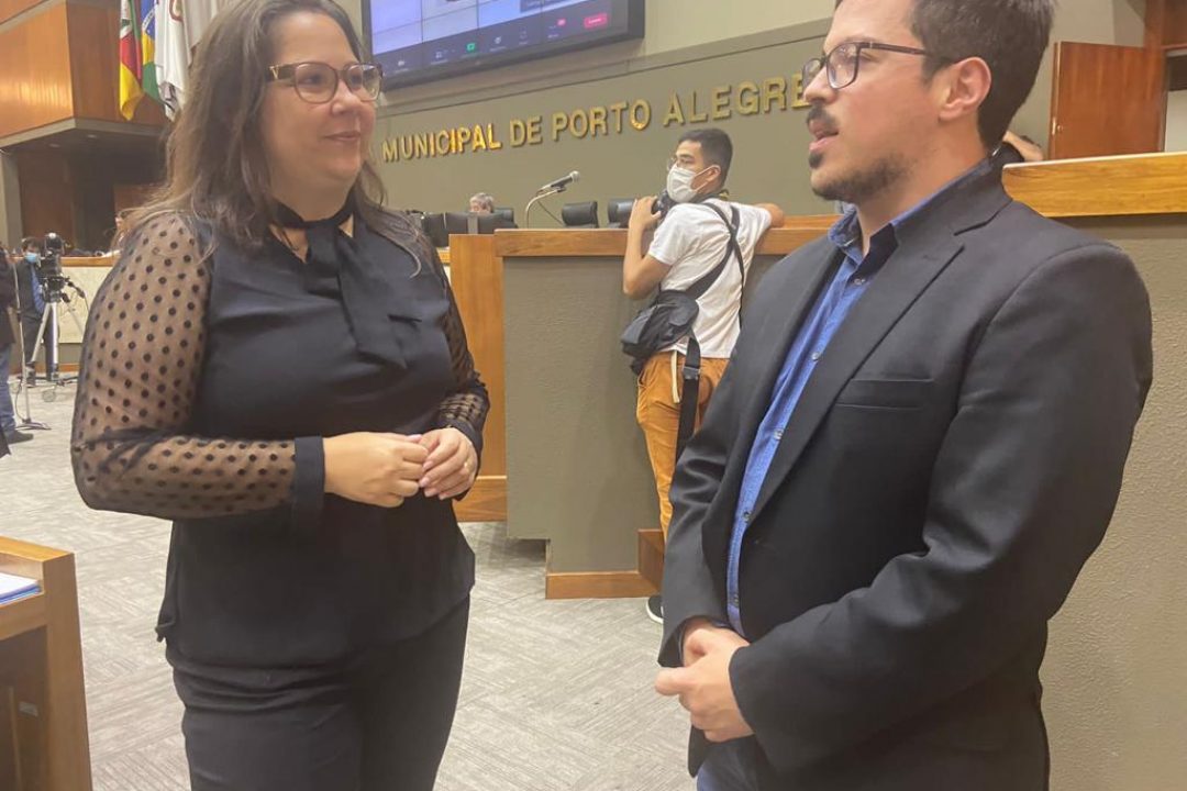 Vereadora Tanise Sabino fará homenagem ao CVV  de Porto Alegre