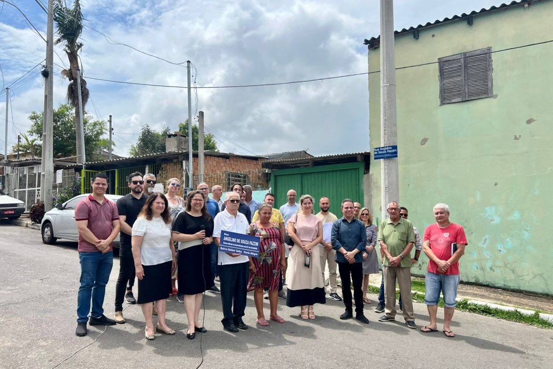 Rua Angelino de Souza Pazzim é inaugurada em Porto Alegre