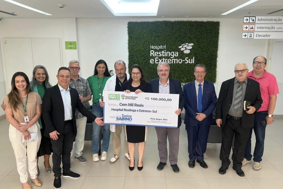 Vereadora Tanise Sabino entrega emenda parlamentar de 100 mil reais para Hospital Restinga e Extremo Sul