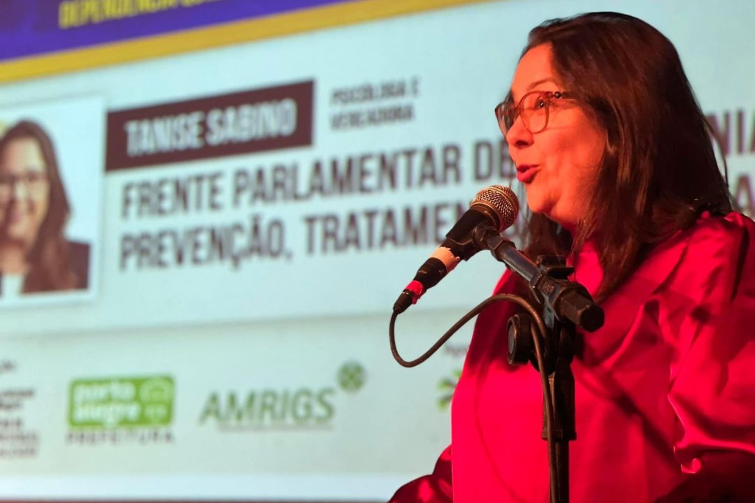 Simpósio discute o tema da Dependência Química na sede da AMRIGS