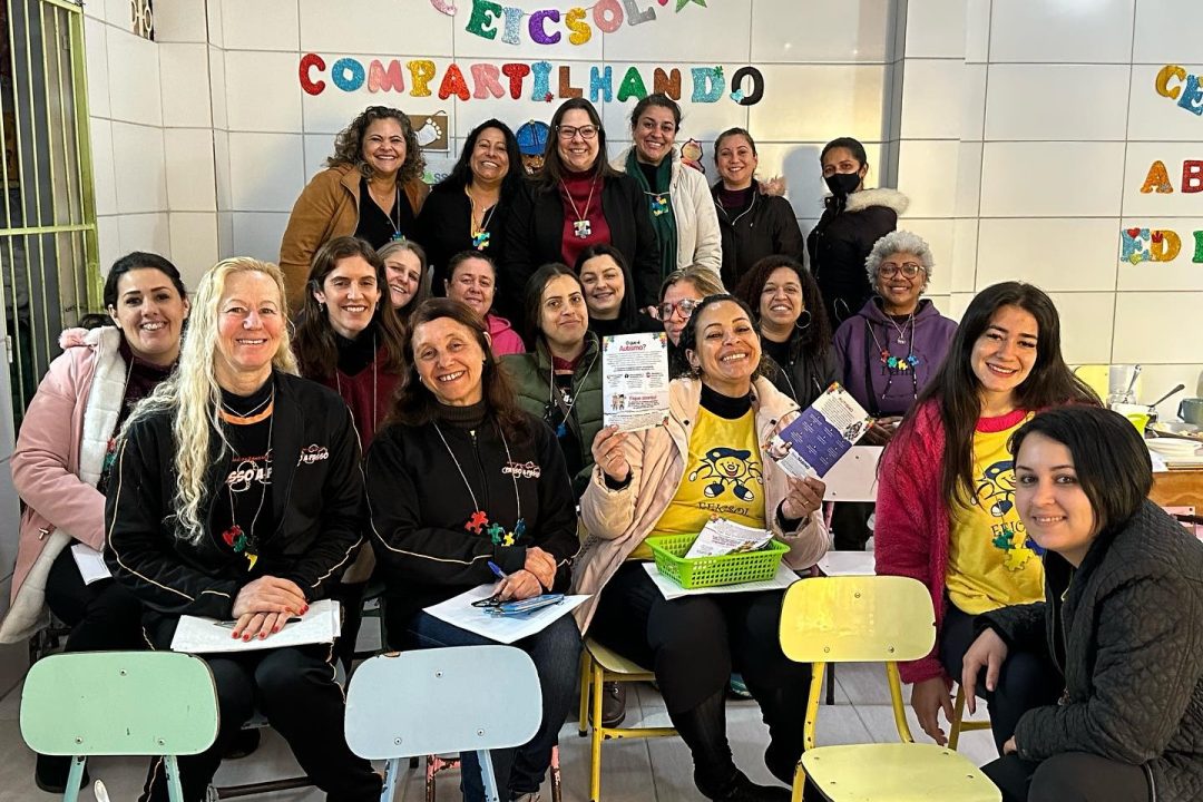 Transtorno de Espectro Autista (TEA) é tema da formação pedagógica nas Escolas de Educação Infantil Caminhos do Sol, Cheirinho de Mãe e Passo a Passo