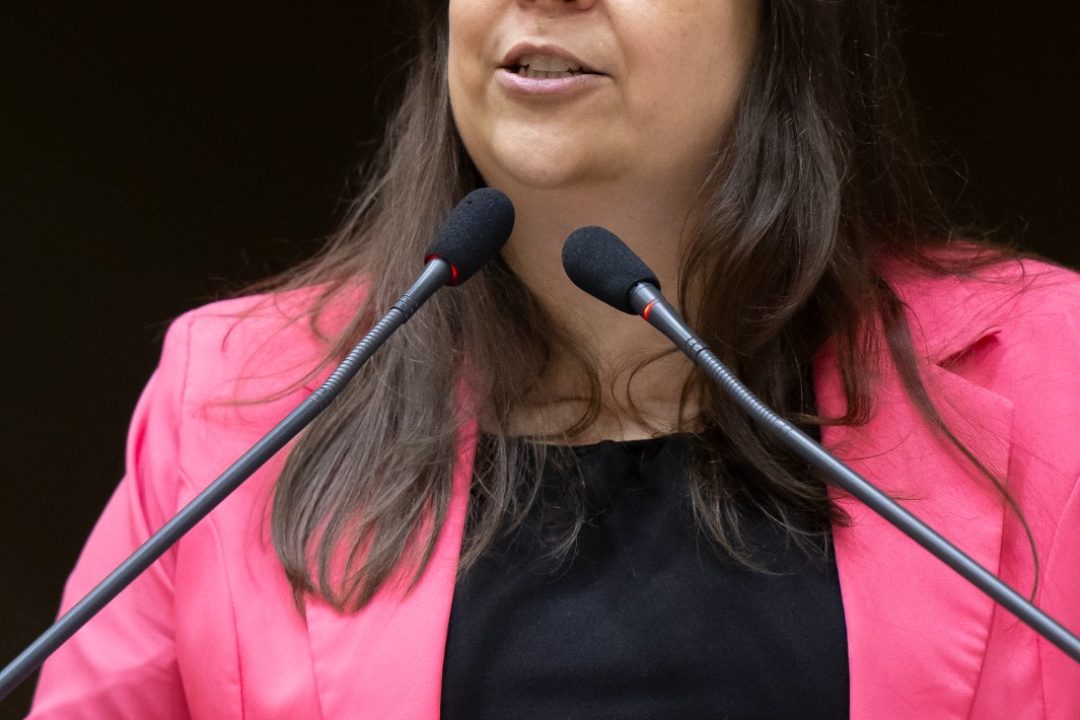 Tanise Sabino usa tribuna para condenar atos terroristas do Hamas