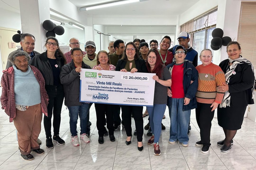 Tanise Sabino entrega emenda parlamentar à AGAFAPE