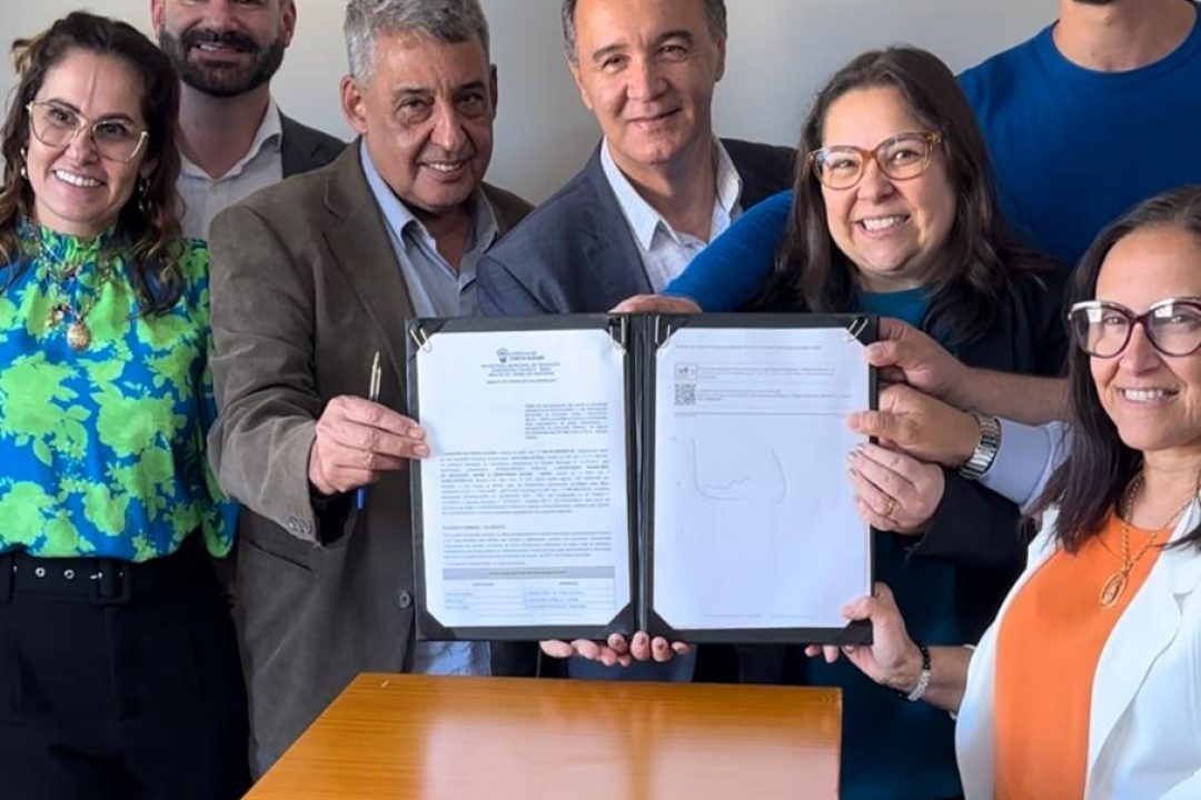 Termo de Cooperação assegura 27 psicólogos para as escolas