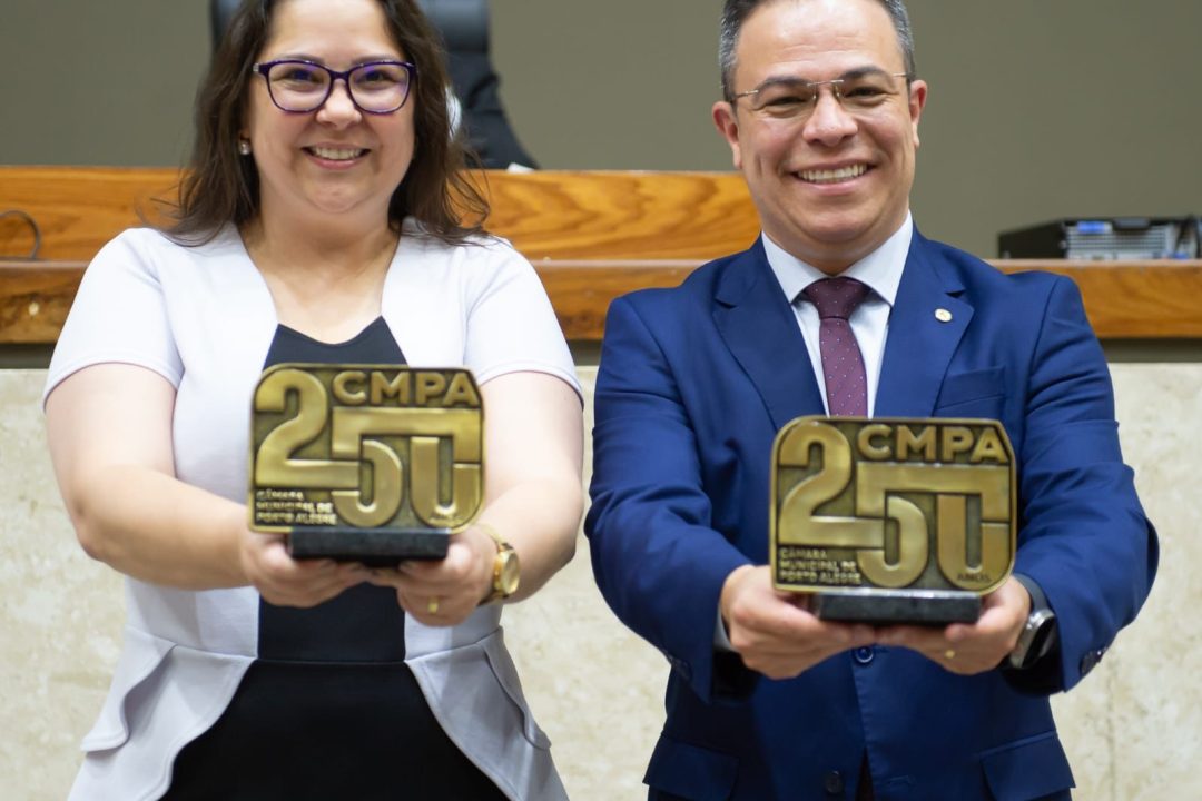 Sabinos recebem Troféu Câmara 250 Anos