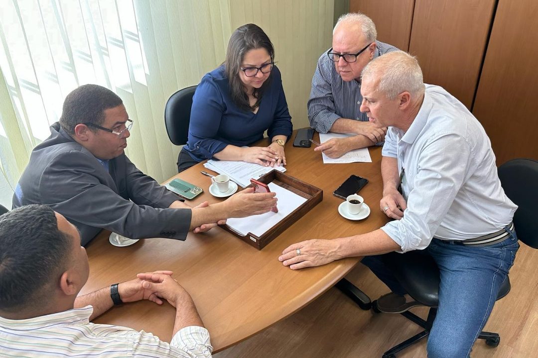 Vereadora Psicóloga Tanise Sabino encaminha diversas solicitações das comunidades com o Presidente da EPTC