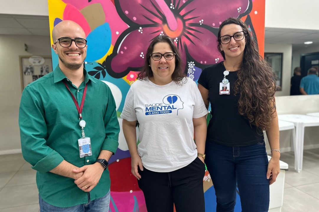 Tanise Sabino visita CAPS AD III Noroeste