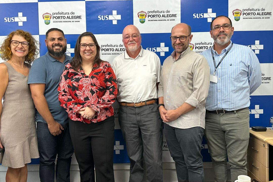 Tanise Sabino promove reunião para ajustar atendimento da Farmácia de Medicamentos Especiais