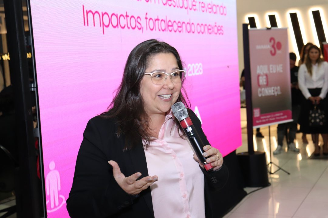 Vereadora Psicóloga Tanise Sabino representa a mesa diretora em evento do IMAMA