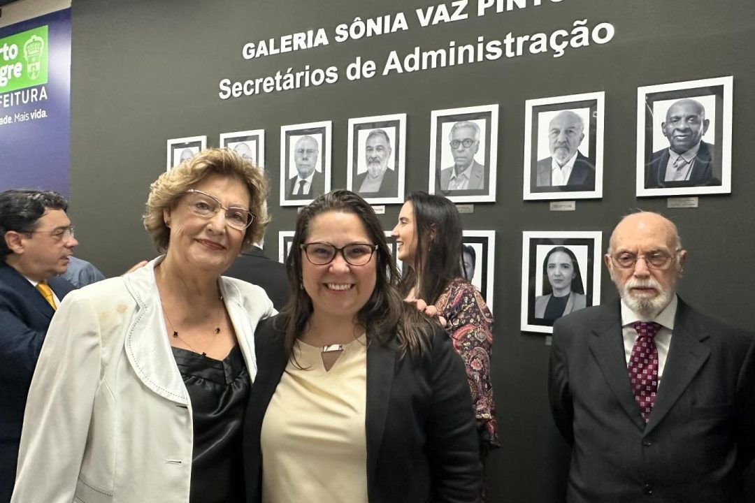 Vereadora Psicóloga Tanise Sabino participou da solenidade da Galeria dos Secretários da SMAP