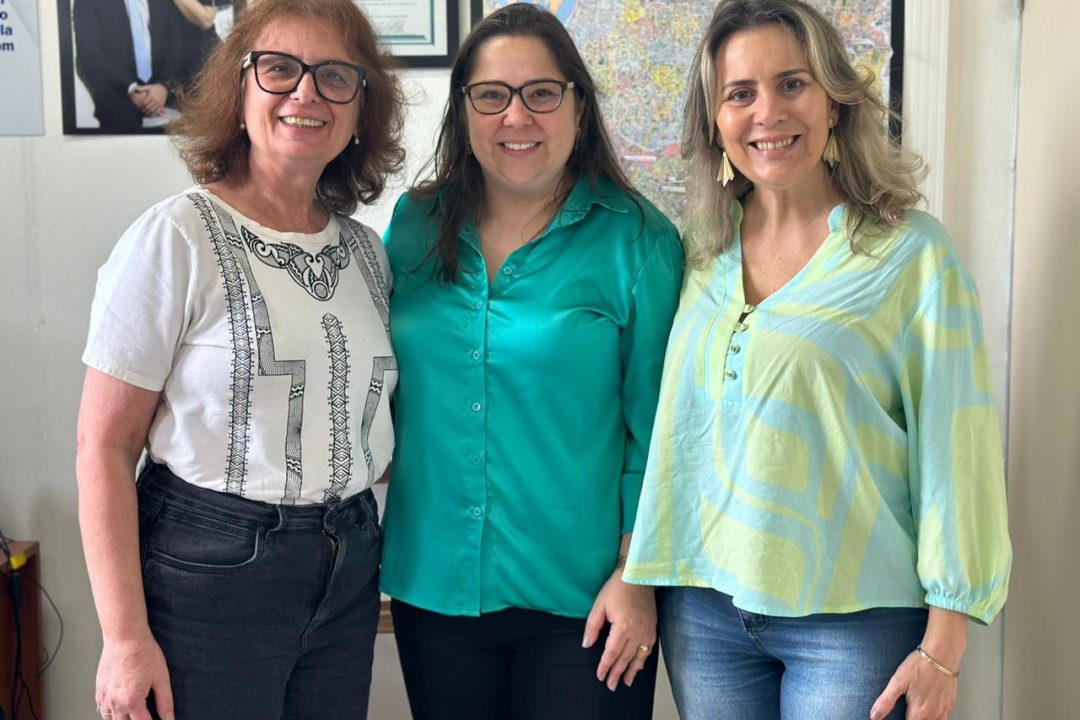 Vereadora Psicóloga Tanise Sabino recebe em seu gabinete a Associação Inclusiva