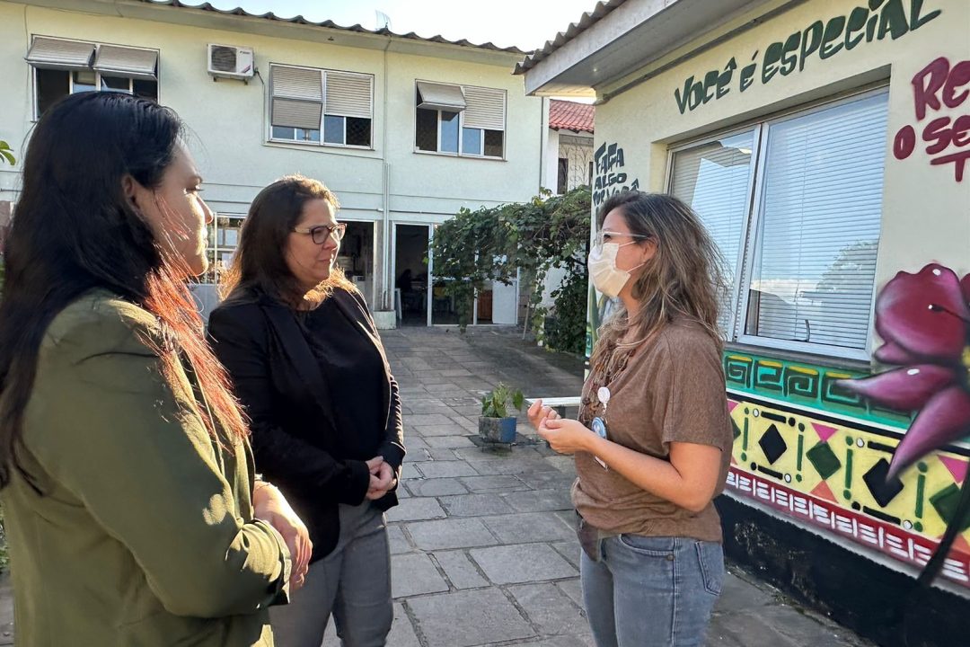 Tanise Sabino vista CAPS AD III Partenon/Lomba do Pinheiro