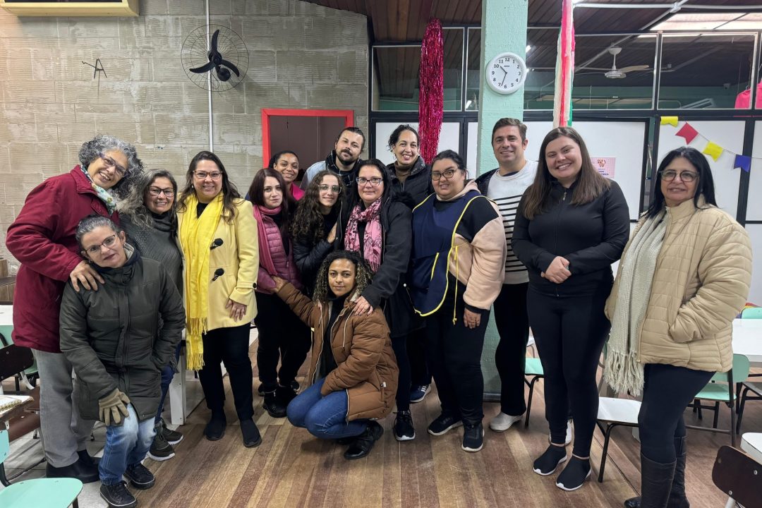 Tanise Sabino fala sobre transtornos mentais na infância na Escola de Educação Infantil Cantinho dos Piás