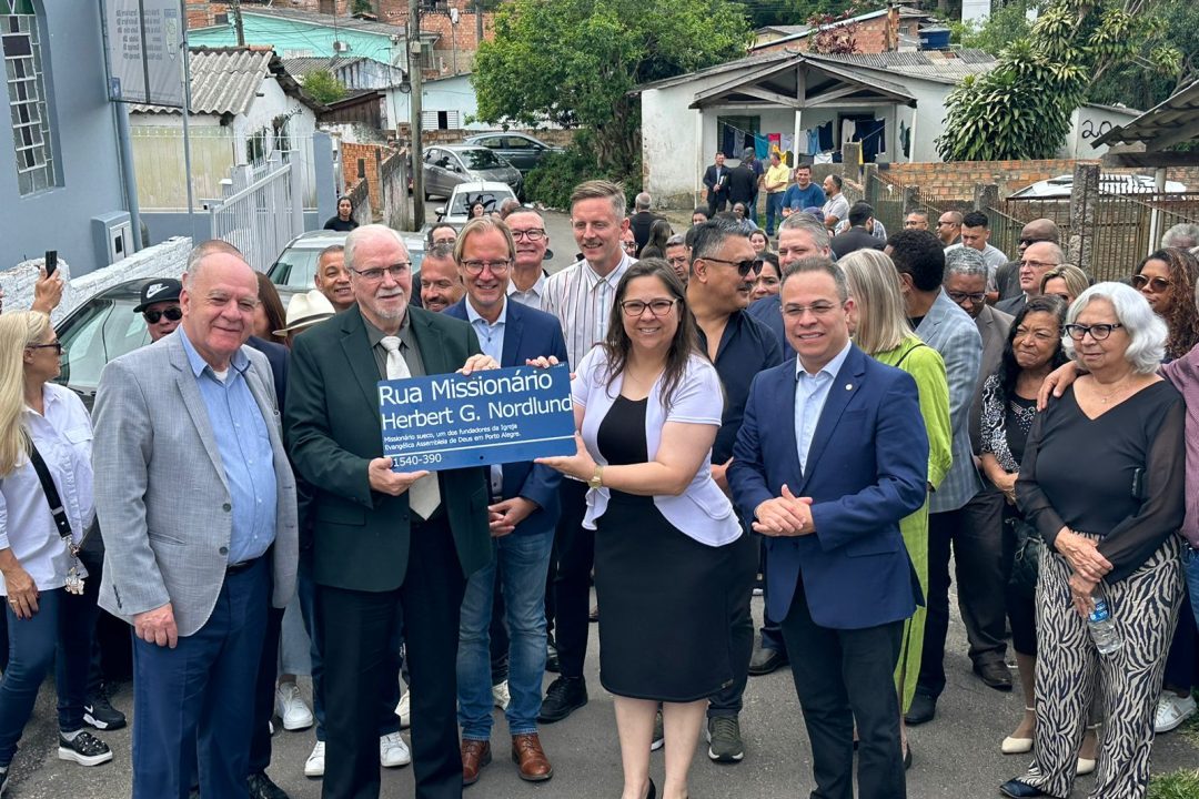 Nomeação da Rua Missionário Herbert G. Nordlund