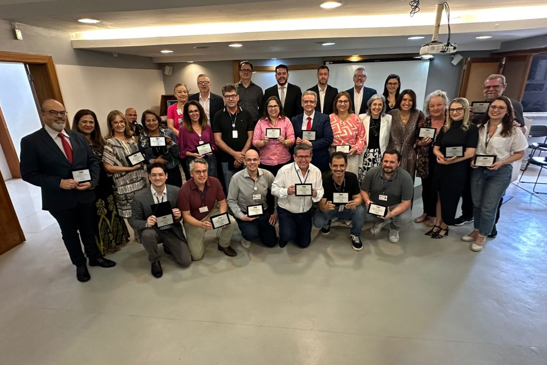 Tanise Sabino é homenageada em cerimônia no Hospital Materno Infantil Presidente Vargas