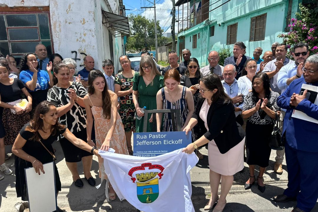 Tanise Sabino nomeia rua em homenagem ao Pastor Jefferson Eickoff