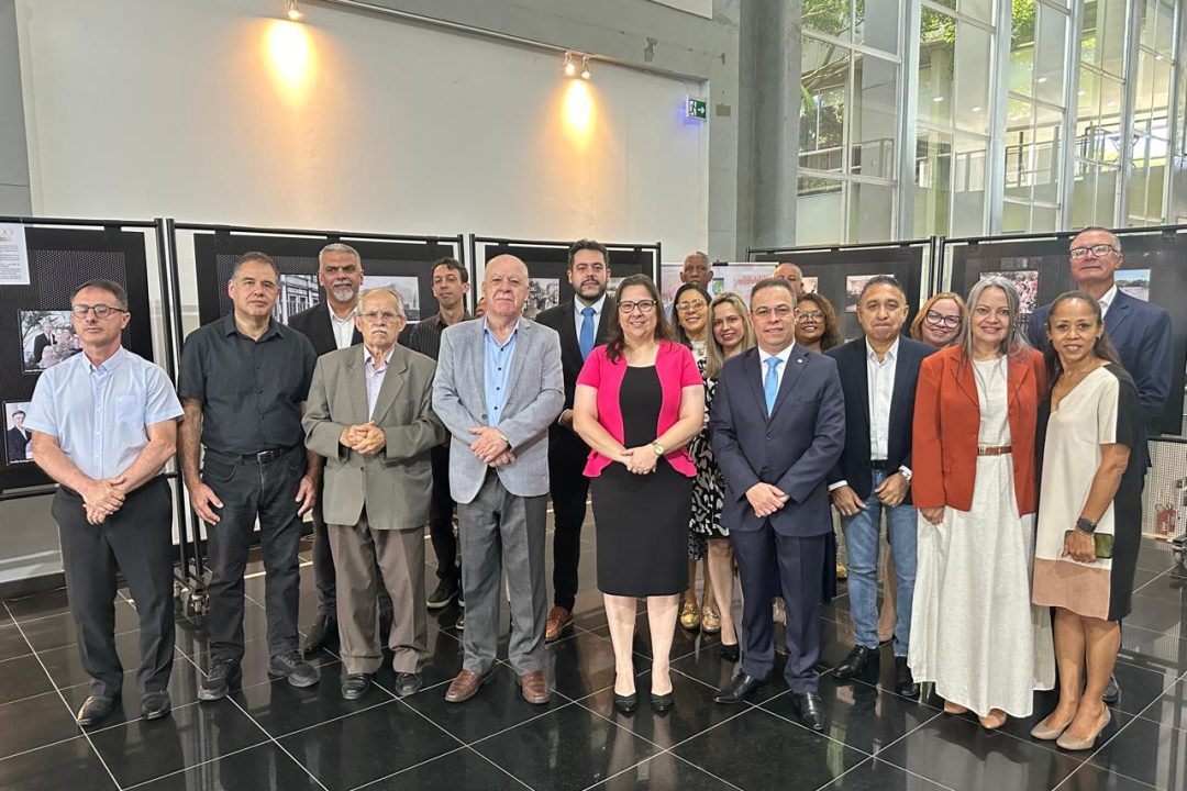 Exposição Fotográfica “História e Missão – 100 Anos da Assembleia de Deus em Porto Alegre” é inaugurada na Câmara de Vereadores