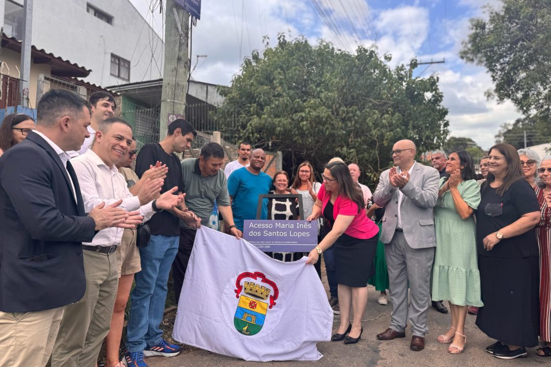 Rua Maria Inês dos Santos Lopes é oficialmente inaugurada em Porto Alegre