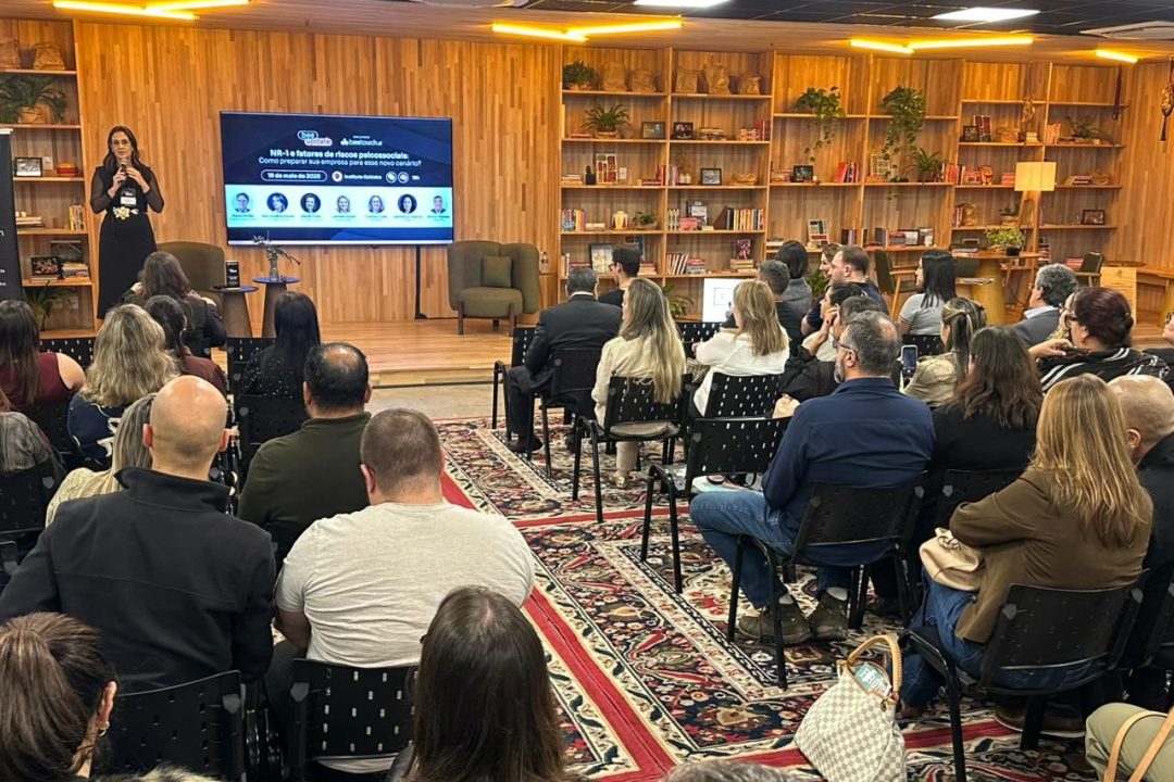 Vereadora Psicóloga Tanise Sabino participa de discussão sobre a NR-1 que será replicada na COSMAM