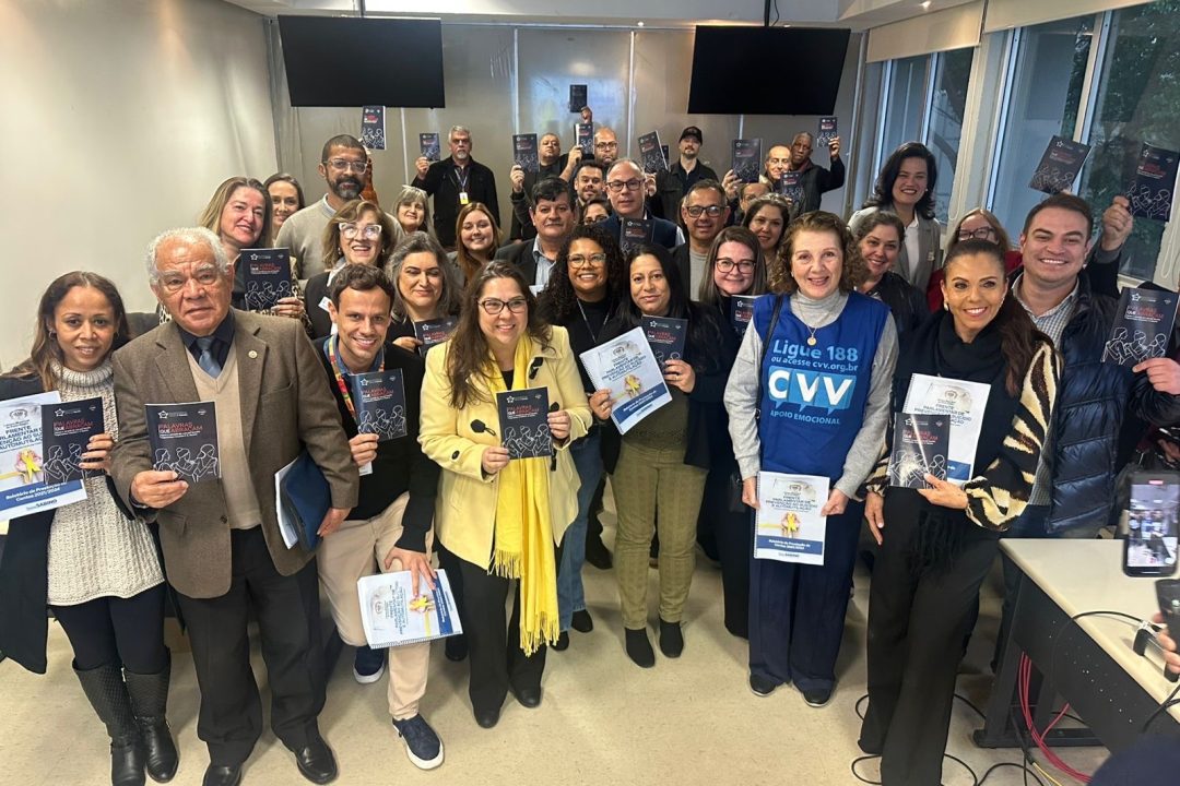 Frente Parlamentar de Prevenção ao Suicídio e à Automutilação é reinstalada com o lançamento da cartilha “Palavras que Abraçam”, organizada pela Abrases