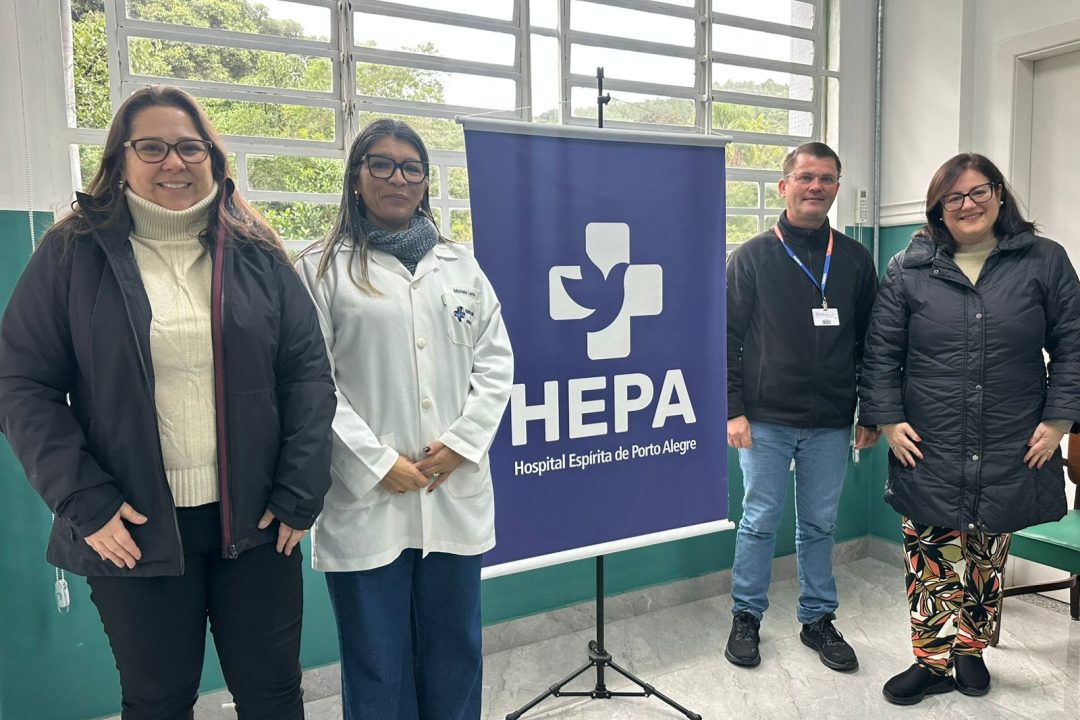 Vereadora Psicóloga Tanise Sabino visita o HEPA e reforça compromisso com a saúde mental