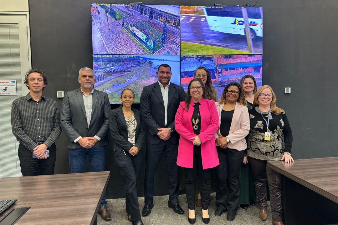 Vereadora Tanise Sabino e equipe realizam visita técnica à Secretaria Municipal de Segurança