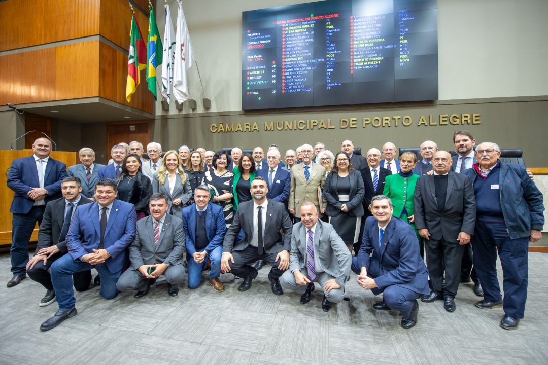 Câmara celebra 35 anos da Academia Sul-Rio-Grandense de Medicina