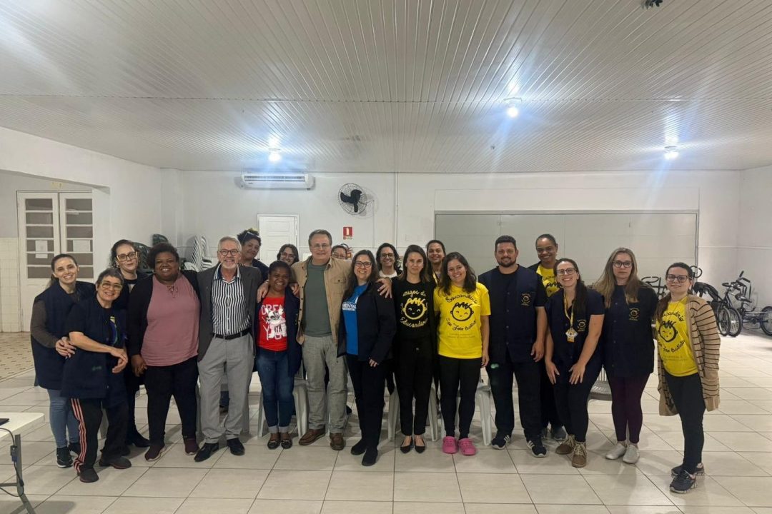 Profissionais do Educandário participam de palestra sobre inclusão e saúde mental com olhar multidisciplinar