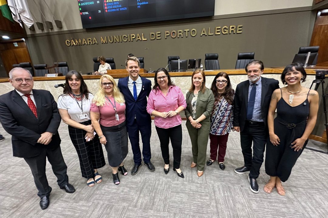 Câmara aprova projeto que cria equipe de saúde mental na SAMU