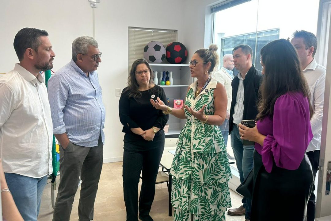 Tanise Sabino participa da entrega do primeiro Centro de Avaliação Multidisciplinar Educacional da Capital (CAME)