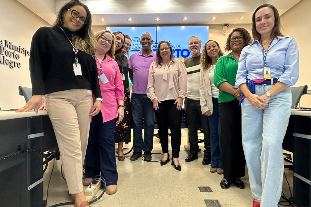 Equipe da vereadora Tanise Sabino participa de treinamento sobre manejo de crise psiquiátrica
