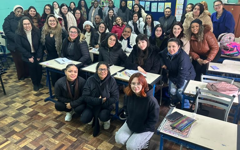 Vereadora psicóloga Tanise Sabino participa da formaçao pedagogica das educadoras do Centro Corujinha Sapeca