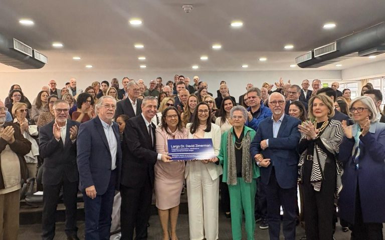 Tanise Sabino homenageia legado do Dr. David Zimerman com nomeação de Largo na cidade de Porto Alegre